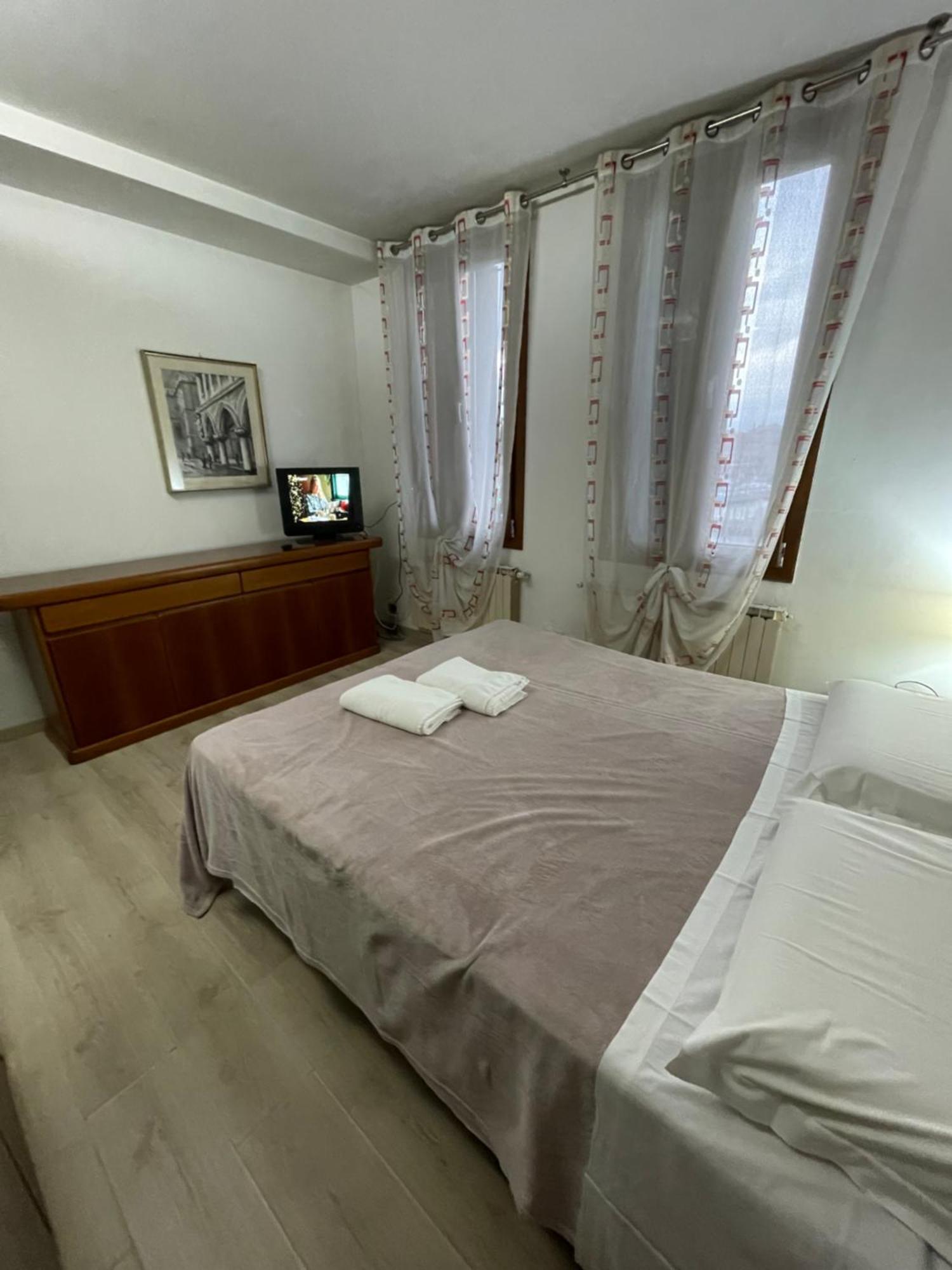 Sunset Venice Guest House Veneza Exterior foto